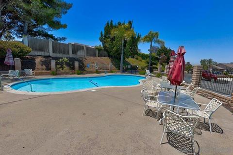 741 Nob Cir, Vista, CA 92084 photo 26