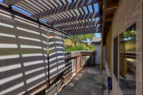 741 Nob Cir, Vista, CA 92084 photo 24