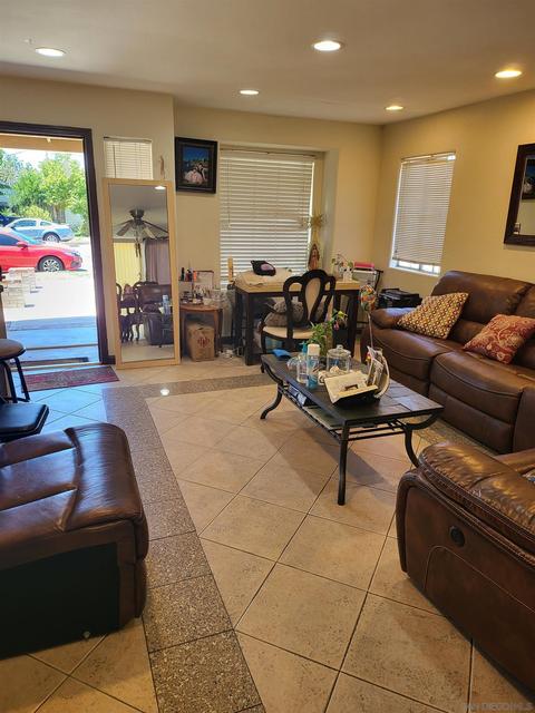 9849 Linden Ave, Bloomington, CA 92316 photo 4
