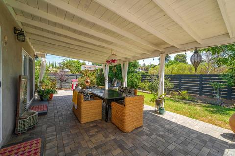 806 Cypress Dr, Vista, CA 92084 photo 31