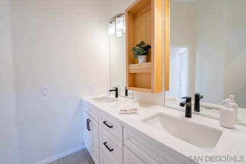 5153 Via Mindanao, Oceanside, CA 92057 photo 12