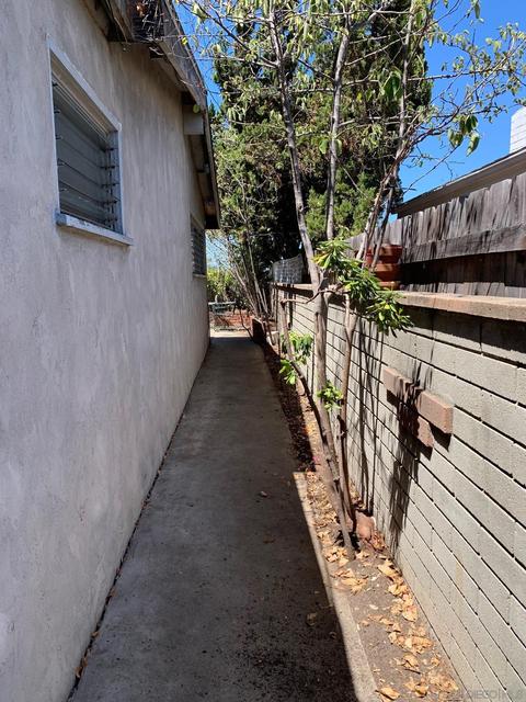 6020 Zora St, La Mesa, CA 91942 photo 10