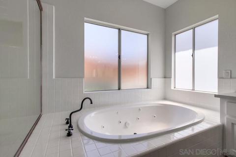 5831 Redondo Dr, Bonsall, CA 92003 photo 33