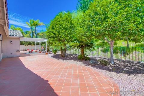 390 Camino Bailen, Escondido, CA 92029 photo 42
