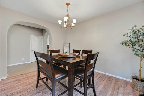 33687 Spring Brook Cir, Temecula, CA 92592 photo 7