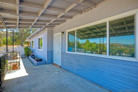 368 Creelman Ln, Ramona, CA 92065 photo 4