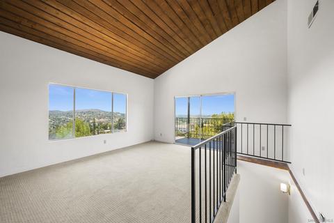 4249 Crestview Dr, La Mesa, CA 91941 photo 18