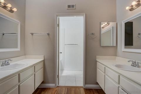6873 Carnation Dr, Carlsbad, CA 92011 photo 8