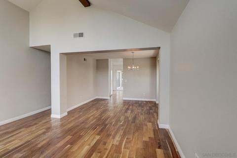 6873 Carnation Dr, Carlsbad, CA 92011 photo 5