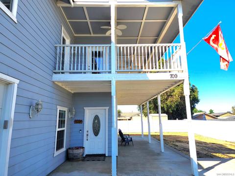 709 10th St, Ramona, CA 92065 photo 3