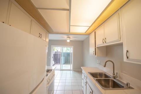 2929 Fire Mountain Dr #28, Oceanside, CA 92054 photo 5