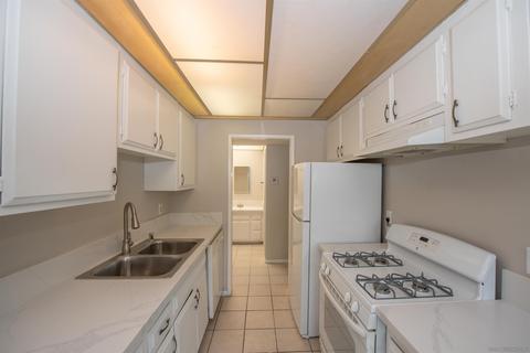 2929 Fire Mountain Dr #28, Oceanside, CA 92054 photo 4