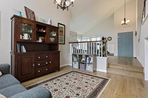 398 Mainsail Rd, Oceanside, CA 92054 photo 5