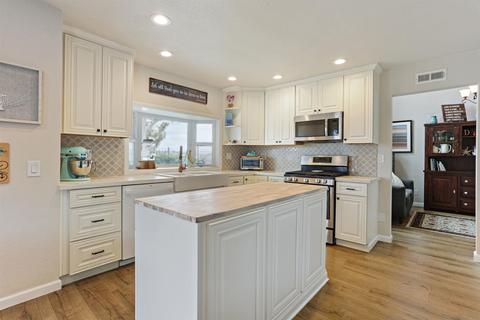398 Mainsail Rd, Oceanside, CA 92054 photo 7