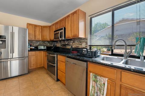 1850 Donalor Dr, Escondido, CA 92027 photo 9