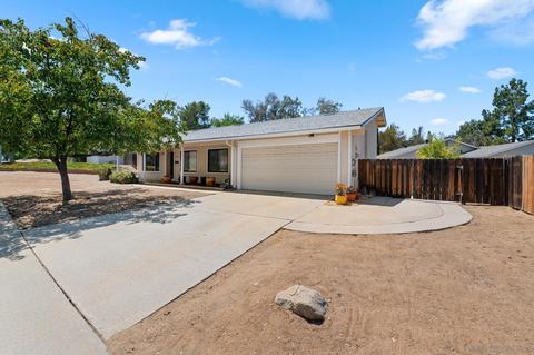 1850 Donalor Dr, Escondido, CA 92027 photo 1