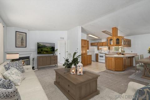 2125 Crest Dr, El Cajon, CA 92021 photo 1
