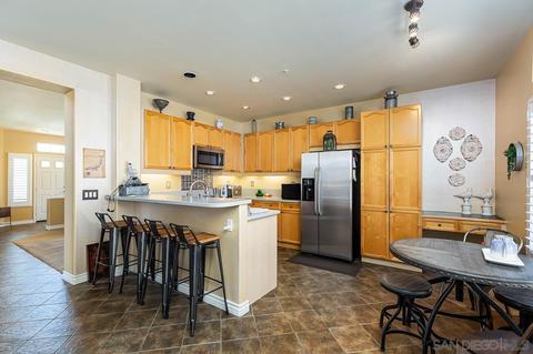 2477 Fallbrook Pl, Escondido, CA 92027 photo 8