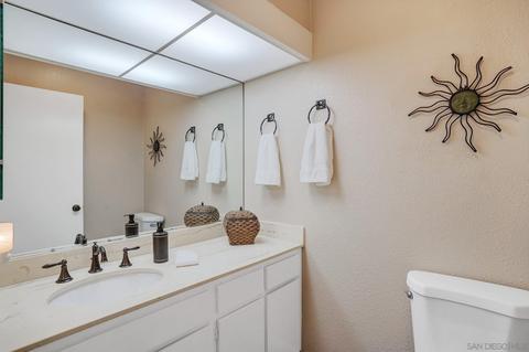 2537 Navarra Dr #10B, Carlsbad, CA 92009 photo 18