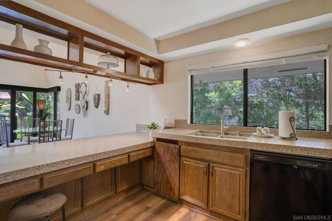 2537 Navarra Dr #10B, Carlsbad, CA 92009 photo 12