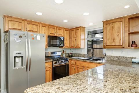 2826 Brandeis Dr, Oceanside, CA 92056 photo 14