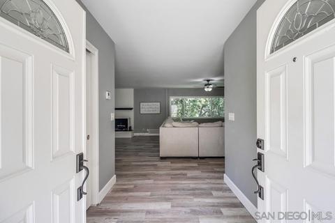8960 Greenview Pl, Spring Valley, CA 91977 photo 3