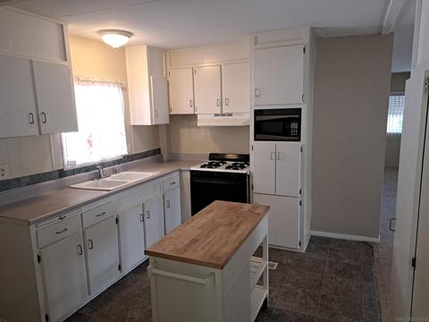 44 El Prado Ln, Oceanside, CA 92058 photo 10