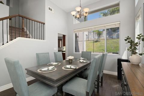 9947 Mollie Ln, Santee, CA 92071 photo 6