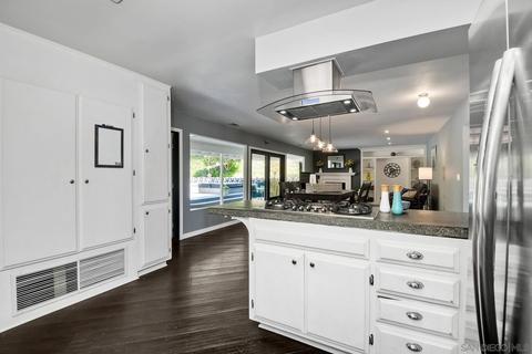 2363 Woodacre Dr, Oceanside, CA 92056 photo 12