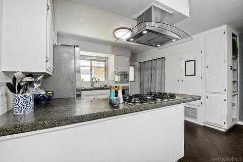 2363 Woodacre Dr, Oceanside, CA 92056 photo 9