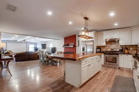 9209 Bird St, Santee, CA 92071 photo 5