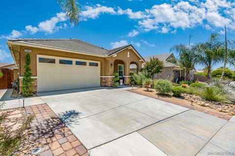 32659 Bingham Dr, Temecula, CA 92592 photo 3