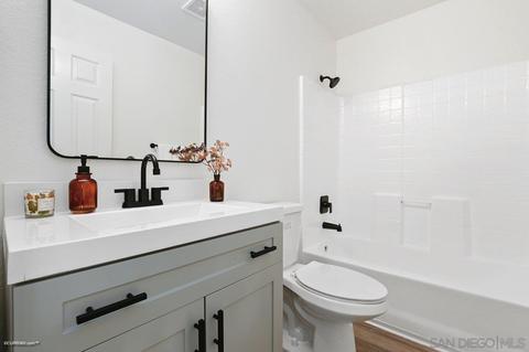 970 Somerset Ct #E, Chula Vista, CA 91915 photo 16