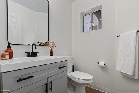 970 Somerset Ct #E, Chula Vista, CA 91915 photo 9
