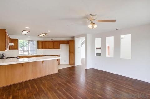 203 Silvercreek Dr, Santee, CA 92071 photo 14
