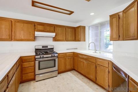 203 Silvercreek Dr, Santee, CA 92071 photo 17
