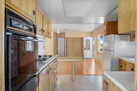 1506 Oak Dr #SPC 116, Vista, CA 92084 photo 9