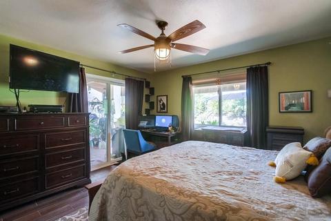 10570 Meadow Glen Way E, Escondido, CA 92026 photo 36
