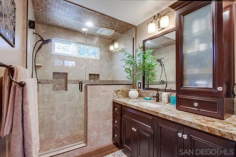 10570 Meadow Glen Way E, Escondido, CA 92026 photo 40