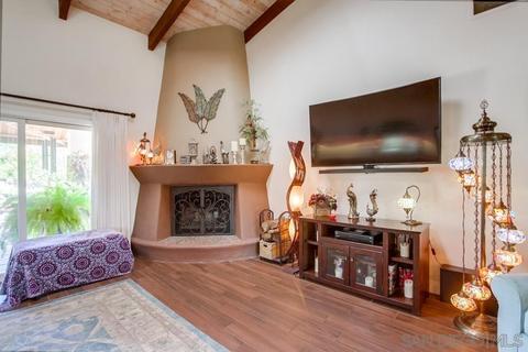 10570 Meadow Glen Way E, Escondido, CA 92026 photo 23
