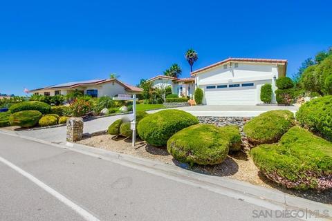 10570 Meadow Glen Way E, Escondido, CA 92026 photo 8