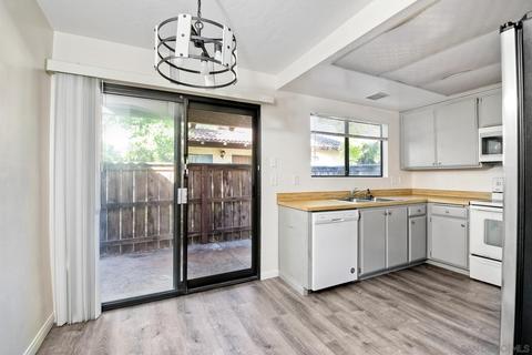 625 S Figst #16, Escondido, CA 92025 photo 7