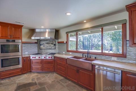 2650 Calle De Compadres, Alpine, CA 91901 photo 5