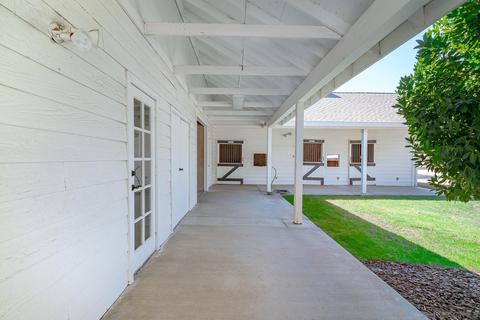 2130 Gum Tree Ln, Fallbrook, CA 92028 photo 8