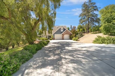 2130 Gum Tree Ln, Fallbrook, CA 92028 photo 2