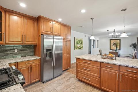 8010 Wetherly St, La Mesa, CA 91941 photo 9