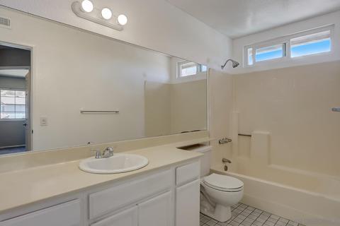 1863 Loreto Gln, Escondido, CA 92027 photo 15