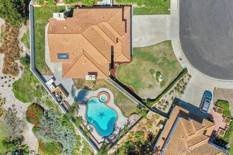 633 Tangier Ct, Oceanside, CA 92057 photo 3