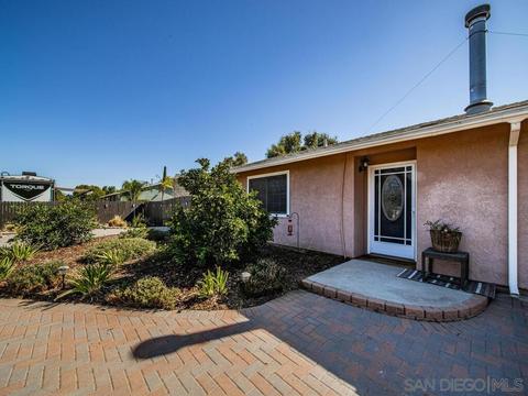 1124 Ramona St, Ramona, CA 92065 photo 4