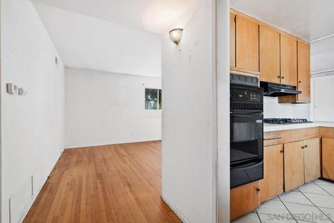 688 Cedar St, El Cajon, CA 92021 photo 10